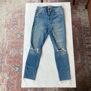 MOTHER High Waisted Looker Ankle Fray in Shoot to Thrill Destroyed Size 26